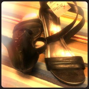 Kenneth Cole reactions